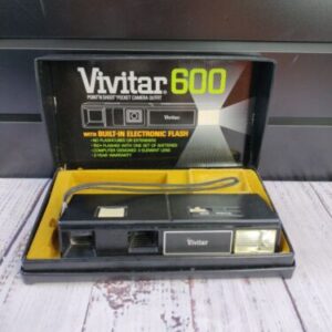 Vintage Vivitar 600 Point'N Shoot Pocket Camera Kit
