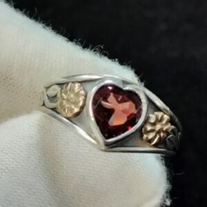 Retired James Avery Garnet Heart Ring with 14kt Gold Flowers Silver Band Size 5.75