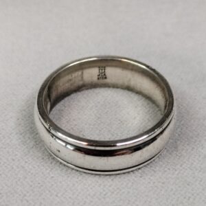 James Avery Eternal Wide Regal Mens Wedding Band  Sterling silver size 7.5